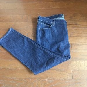 Straight Jeans